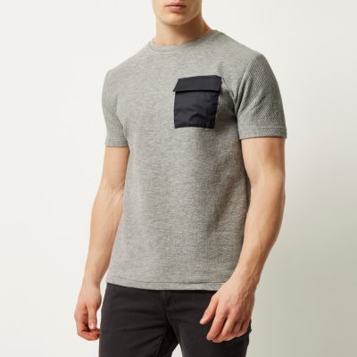 Grey textured pocket t-shirt